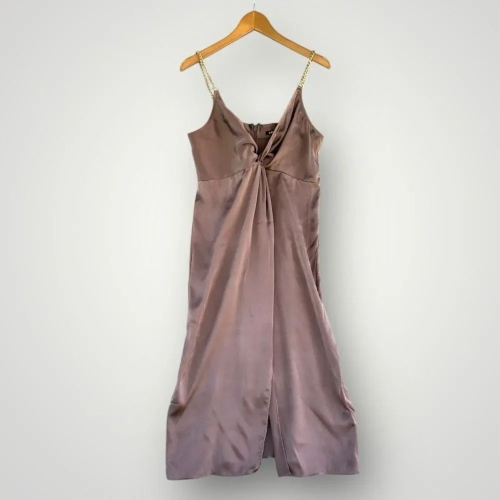 🎉5 for $45🎉 Express dress size M